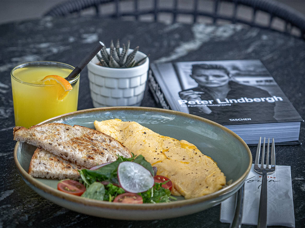Organic Breakfast: From the Garden to the Table