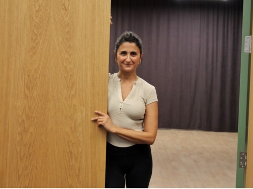 Hatırlamak İçin Yavaşlamak: Duygu Özay ile Yoga, Müzik ve Öz’e Yolculuk