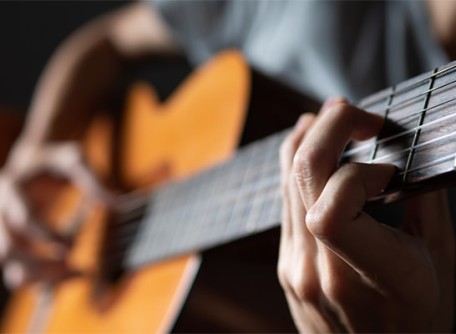 Klasik Gitar