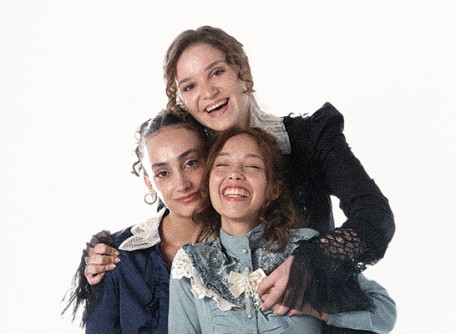 Olga, Maşa, İrina Yine Üç Kız Kardeş